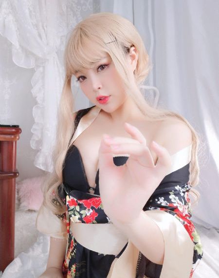 李霸妮的秘密俱乐部_HD免费观看超清