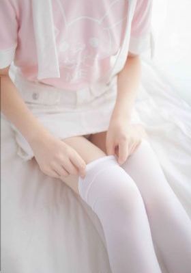 年轻的女学生4_剧情片超清免费观看