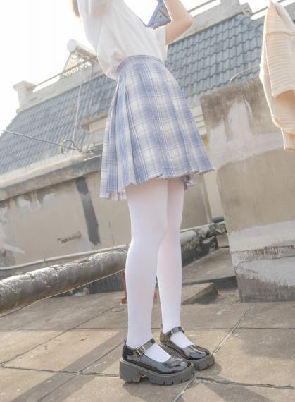 学生肉体还债电影_日韩电影在线
