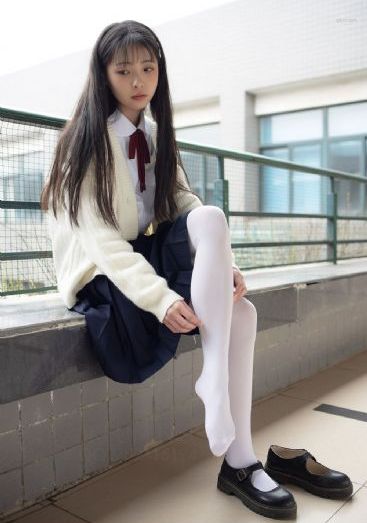 三年在线观看免费大全第一季_国产剧高清免费观看